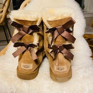 UGG Bailey Bow II Genuine Shearling Boot.